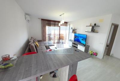 Apartament cu 2 camere decomandat, mobilat în Tractorul