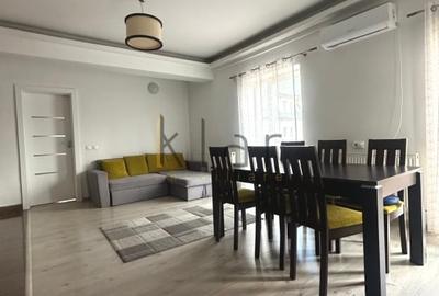 Apartament cu 4 camere semidecomandat, mobilat în Florești