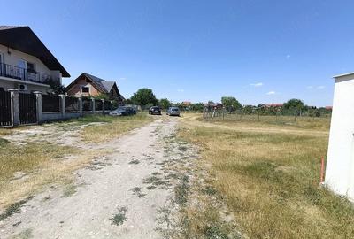 Teren de 827 mp, în Remetea Mare