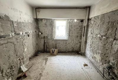 Apartament cu 3 camere decomandat în Tomis II - 3