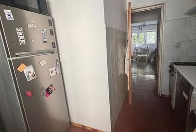 Apartament cu 2 camere decomandat în Vitan