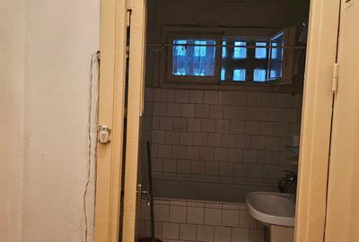Apartament cu 3 camere semidecomandat în Titan - 12