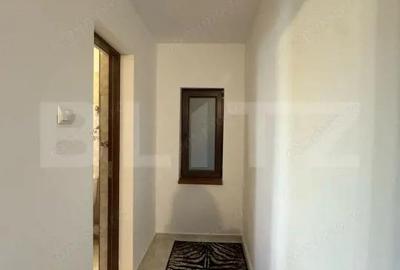 Casă cu 6 camere cu Teren 1000 Mp în Hunedoara - 2