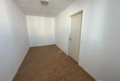 Apartament cu 2 camere semidecomandat în Malu Roșu