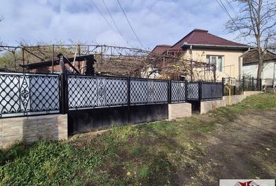 Casă cu 3 camere cu Teren 724 Mp în Unirea