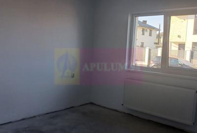 Casă individuală cu 3 camere cu Canalizare în Săbăreni - 5
