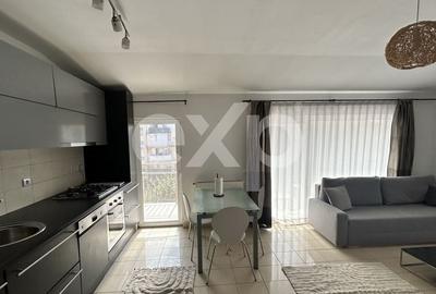 Apartament cu 2 camere semidecomandat, mobilat în Florești