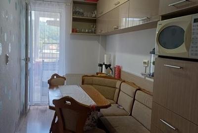 Apartament cu 2 camere decomandat în Petros - 3