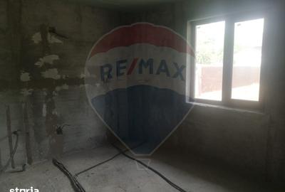 Casă cu 3 camere cu Teren 1200 Mp în Central - 6