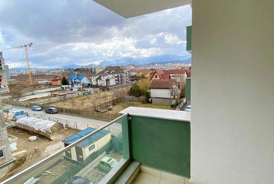 Apartament cu 2 camere decomandat, mobilat în Tractorul - 14
