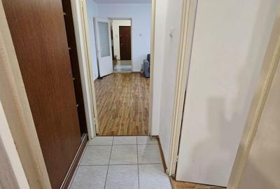 Apartament cu 2 camere decomandat, mobilat în 9 Mai - 11