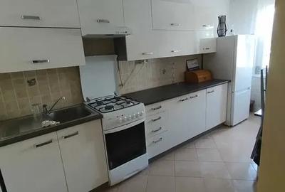 Garsonieră decomandată în Mihai Bravu