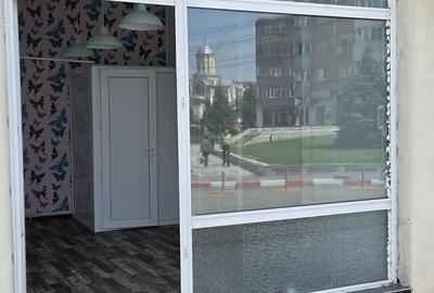 Spațiu comercial, de 19 mp, în Central - 2