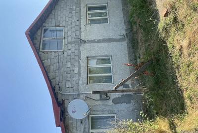 Casă cu Teren 675 Mp în Țuțulești