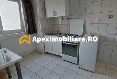Apartament cu 2 camere decomandat în Calea Victoriei