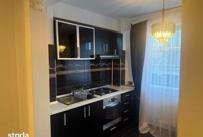 Apartament cu 3 camere în 1 Mai - 10