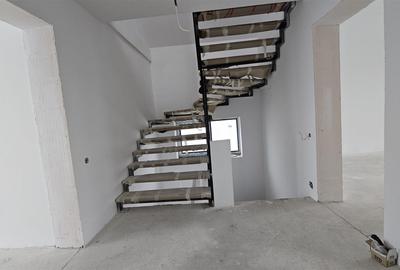 Duplex cu 6 camere cu Canalizare în Feleacu - 5