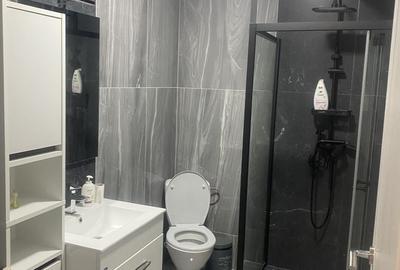 Garsonieră decomandată în Central