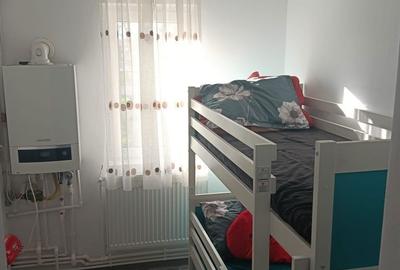 Apartament cu 2 camere decomandat în Micro 5 - 1