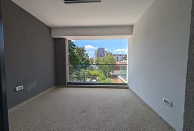 Apartament cu 3 camere decomandat în Băneasa - 10