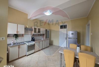 Casă cu 3 camere cu Teren 300 Mp în Ultracentral - 2