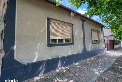 Casă cu 3 camere cu Teren 80 Mp în Central - 2