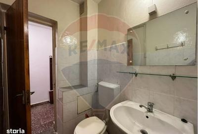 Garsonieră decomandată în Central