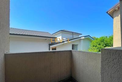 Duplex cu 3 camere cu Garaj în Central - 11