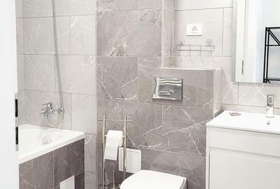 Apartament cu 2 camere decomandat în Tractorul - 4