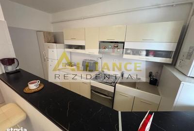 Apartament cu 2 camere în Apărătorii Patriei