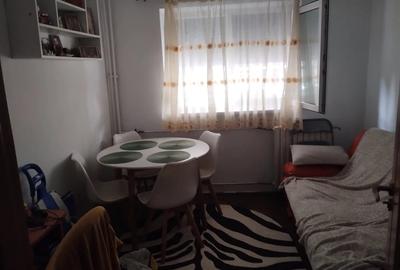 Apartament cu 3 camere decomandat în Autogară - 2