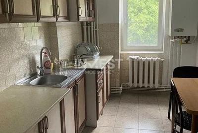 Apartament cu 3 camere decomandat în Păcurari