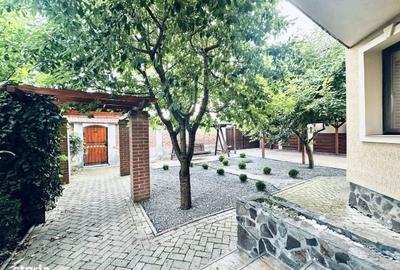 Casă cu 4 camere decomandat în Stupini - 2