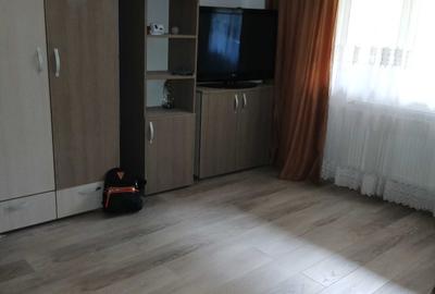 Apartament cu 2 camere semidecomandat în Micro 11 - 5