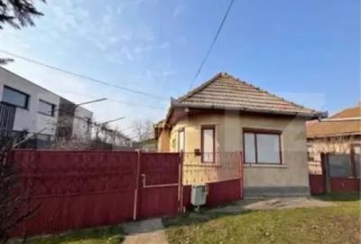 Casă cu 4 camere cu Teren 2000 Mp în Criș