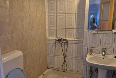 Apartament cu 4 camere decomandat în Teiul Doamnei - 3