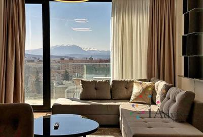 Apartament cu 2 camere decomandat, mobilat în Central