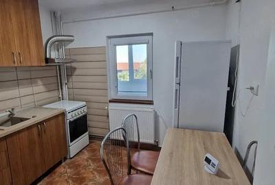 Apartament cu 2 camere decomandat în Micălaca - 2