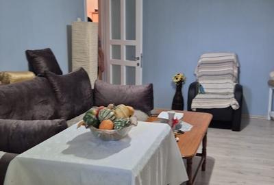 Apartament cu 3 camere decomandat în Central - 3