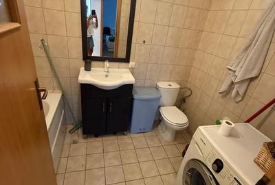 Apartament cu 2 camere semidecomandat în 16 Februarie - 5