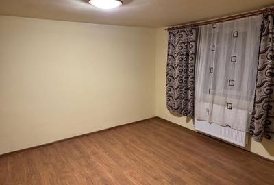 Casă cu 2 camere în Dâmbul Rotund
