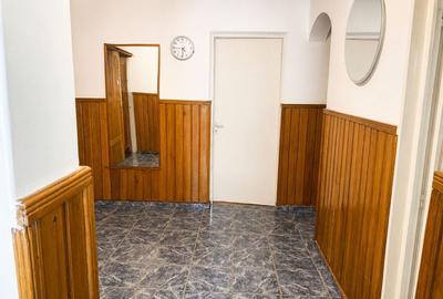 Apartament cu 4 camere decomandat în Lunca Cetățuii