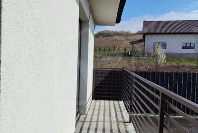 Casă individuală cu 4 camere cu Canalizare în Dezmir - 4
