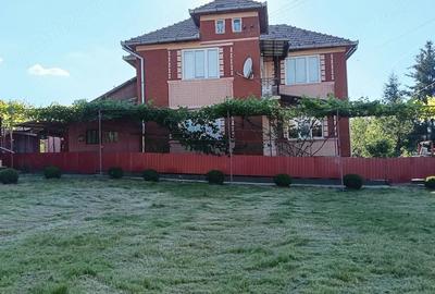 Casă cu 3 camere cu Teren 40 Mp în Țagu - 1
