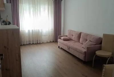 Apartament cu 2 camere decomandat în Ștefan cel Mare