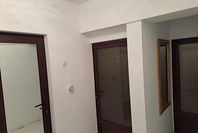 Apartament cu 3 camere semidecomandat în Central - 7