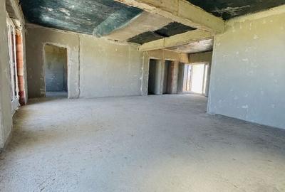 Casă cu 4 camere cu Teren 501 Mp în Sânmartin - 4