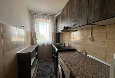 Apartament cu 2 camere decomandat în Intim