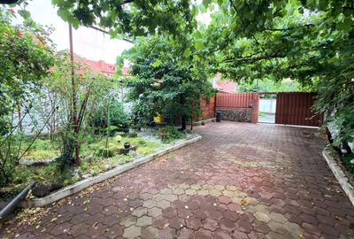 Casă cu 6 camere cu Teren 200 Mp în Calea Dumbrăvii - 2