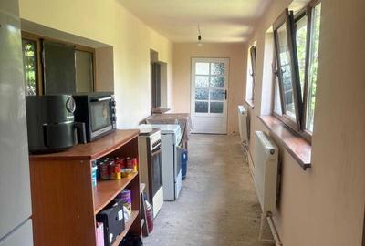 Casă cu 4 camere în Central - 8